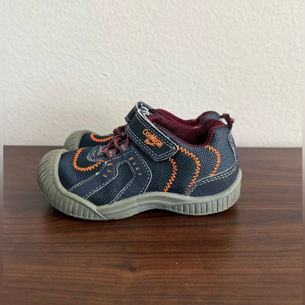 OshKosh B'gosh Kids Navy and Orange Sneakers